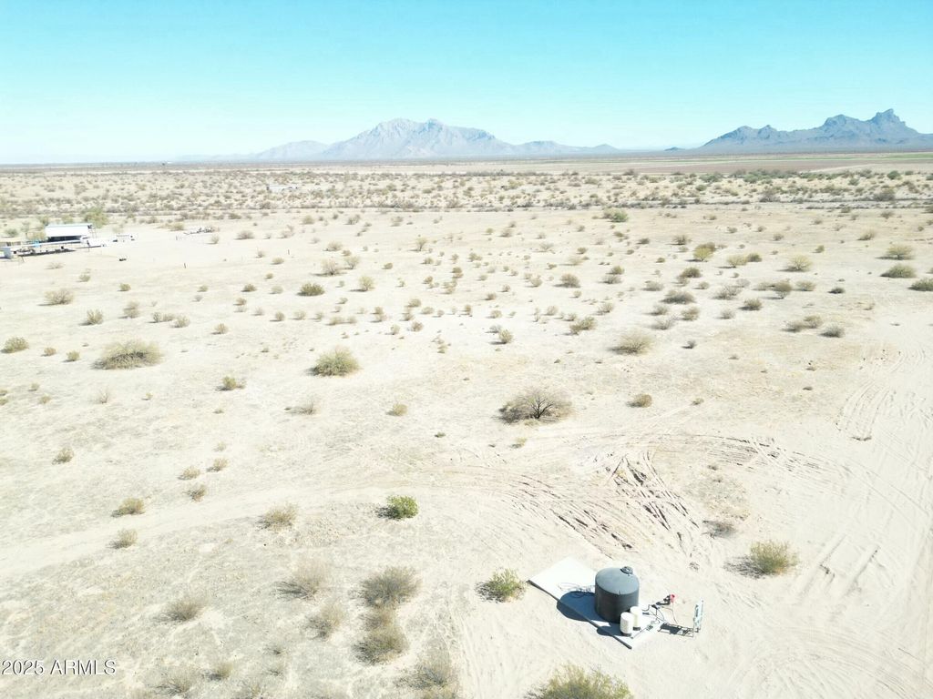 Photo of 0 S Barrett Road #E, Eloy, AZ 85131 (MLS # 6831851)