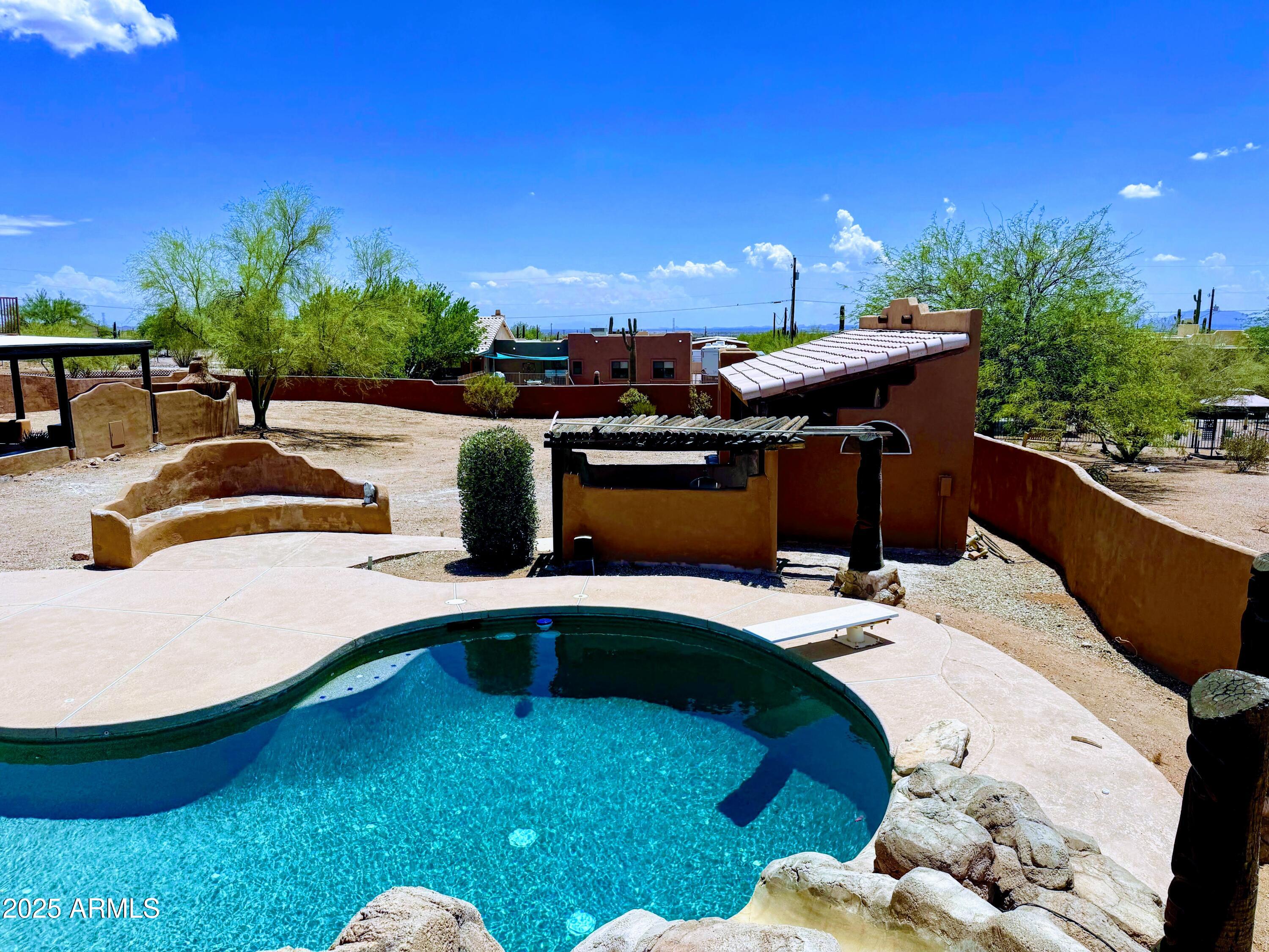 4886 N WOLVERINE PASS Road
