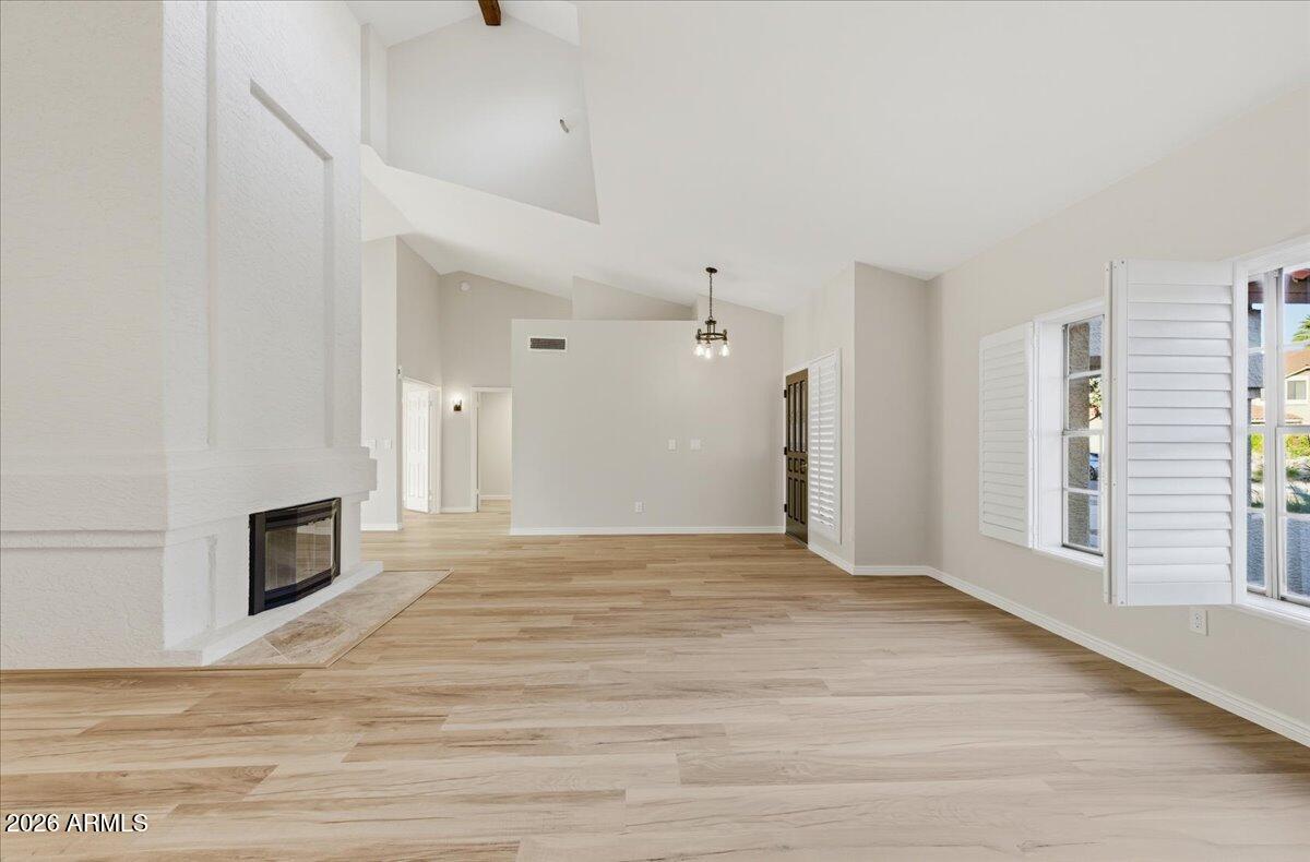 10571 E MISSION Lane