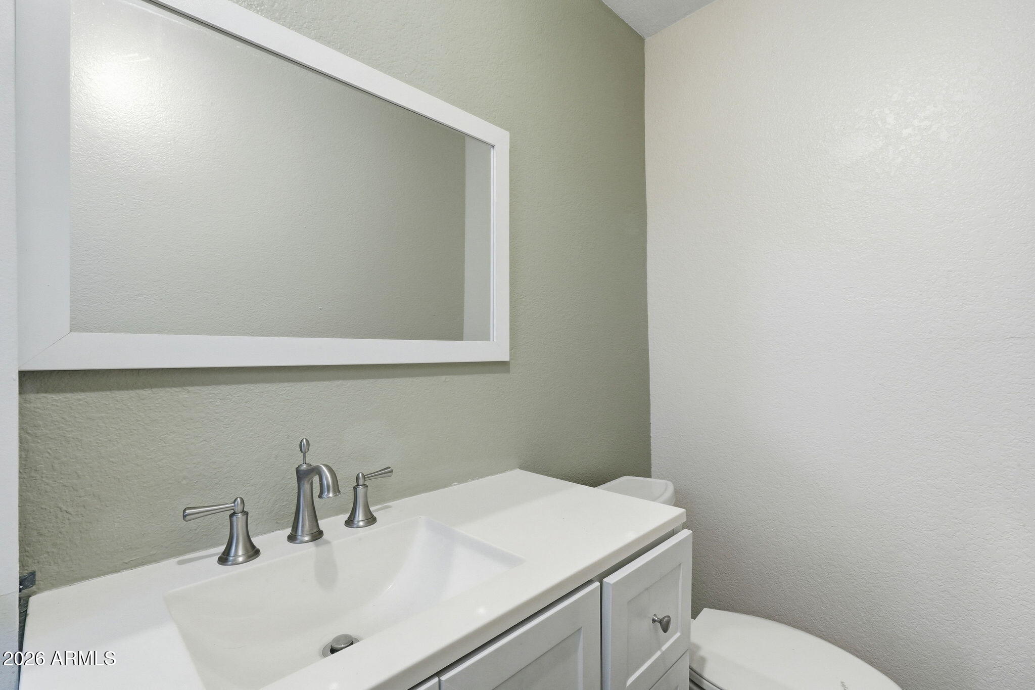 1205 E ONTARIO Court