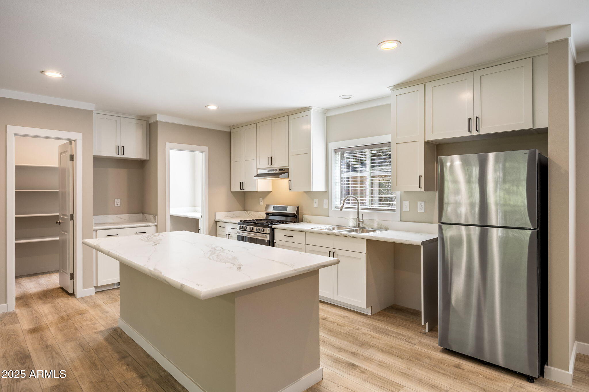 3198 W YOUNG --