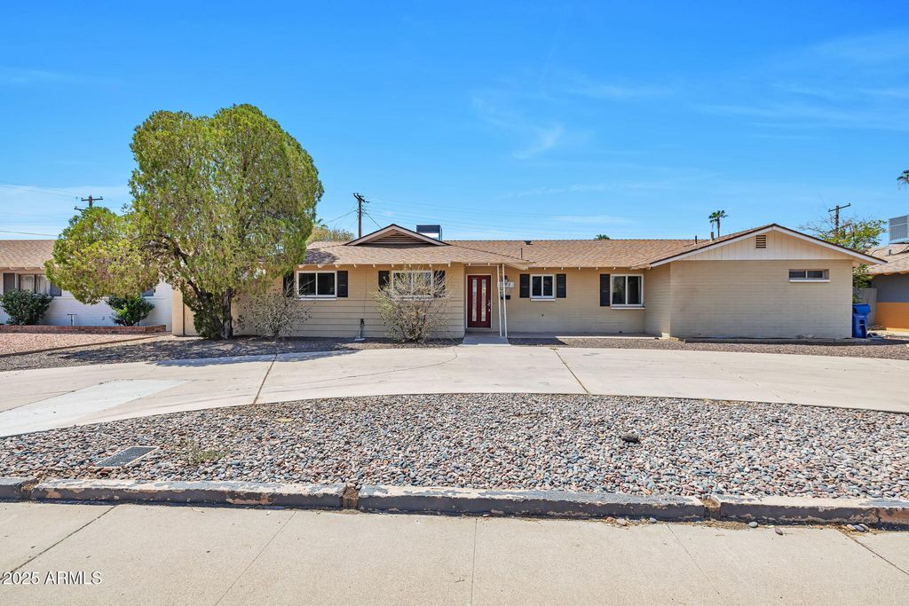 Photo of 1835 E Palmcroft Drive, Tempe, AZ 85282 (MLS # 6904363)