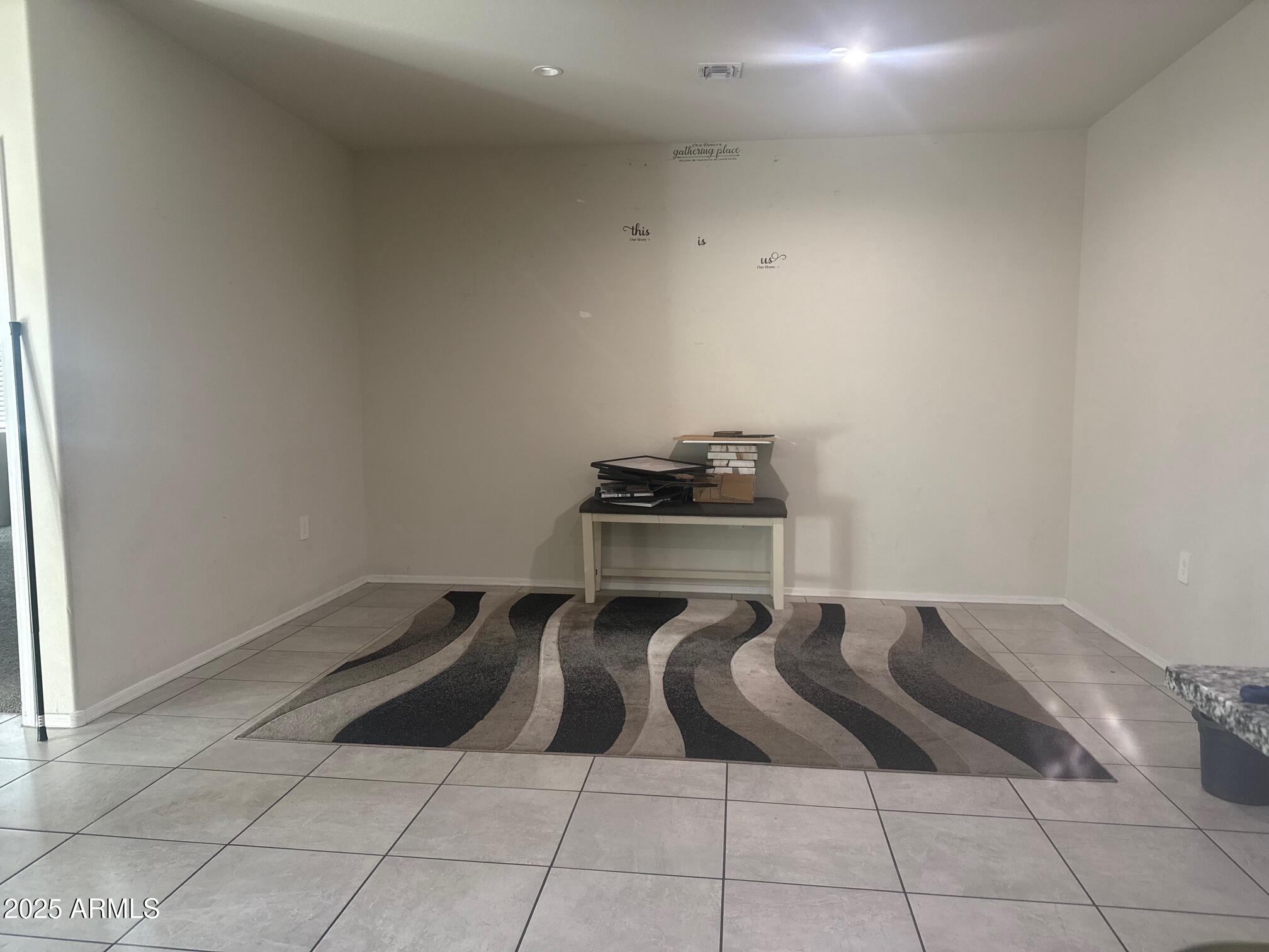 1345 W KENNEDY Avenue