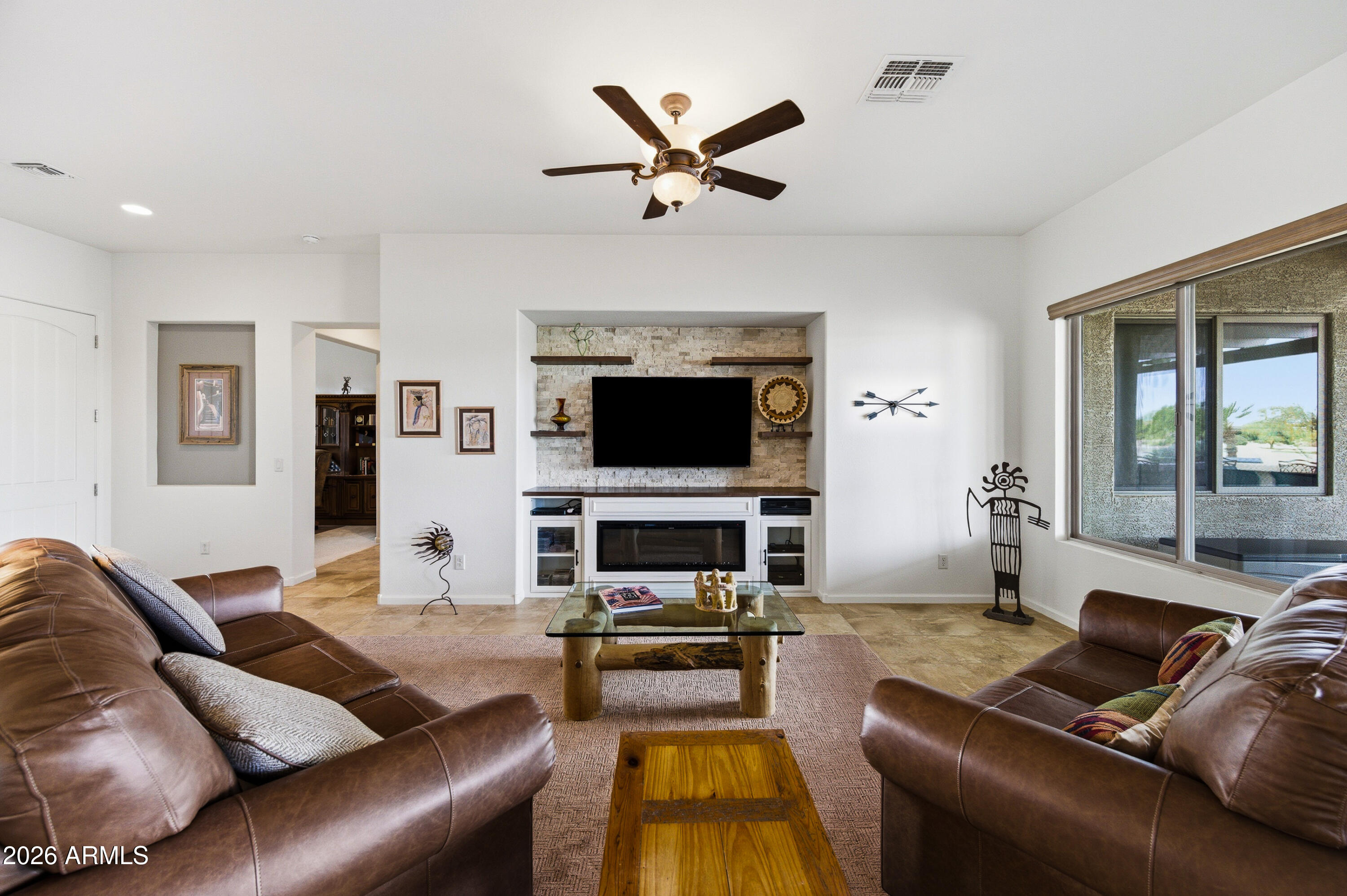 4656 W AZTEC Drive