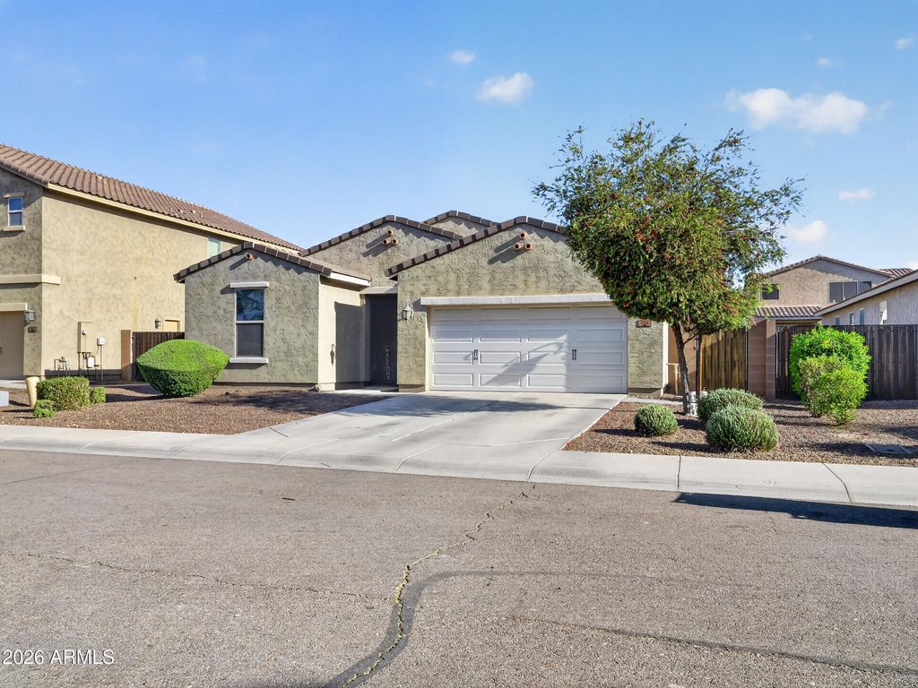 Photo of 202 E Santori Drive, San Tan Valley, AZ 85140 (MLS # 7012019)
