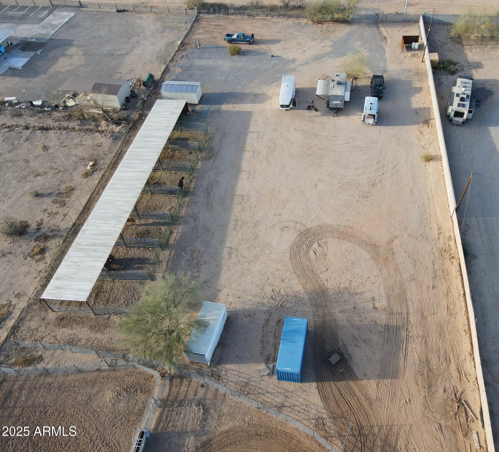 19019 W Roadrunner Road -