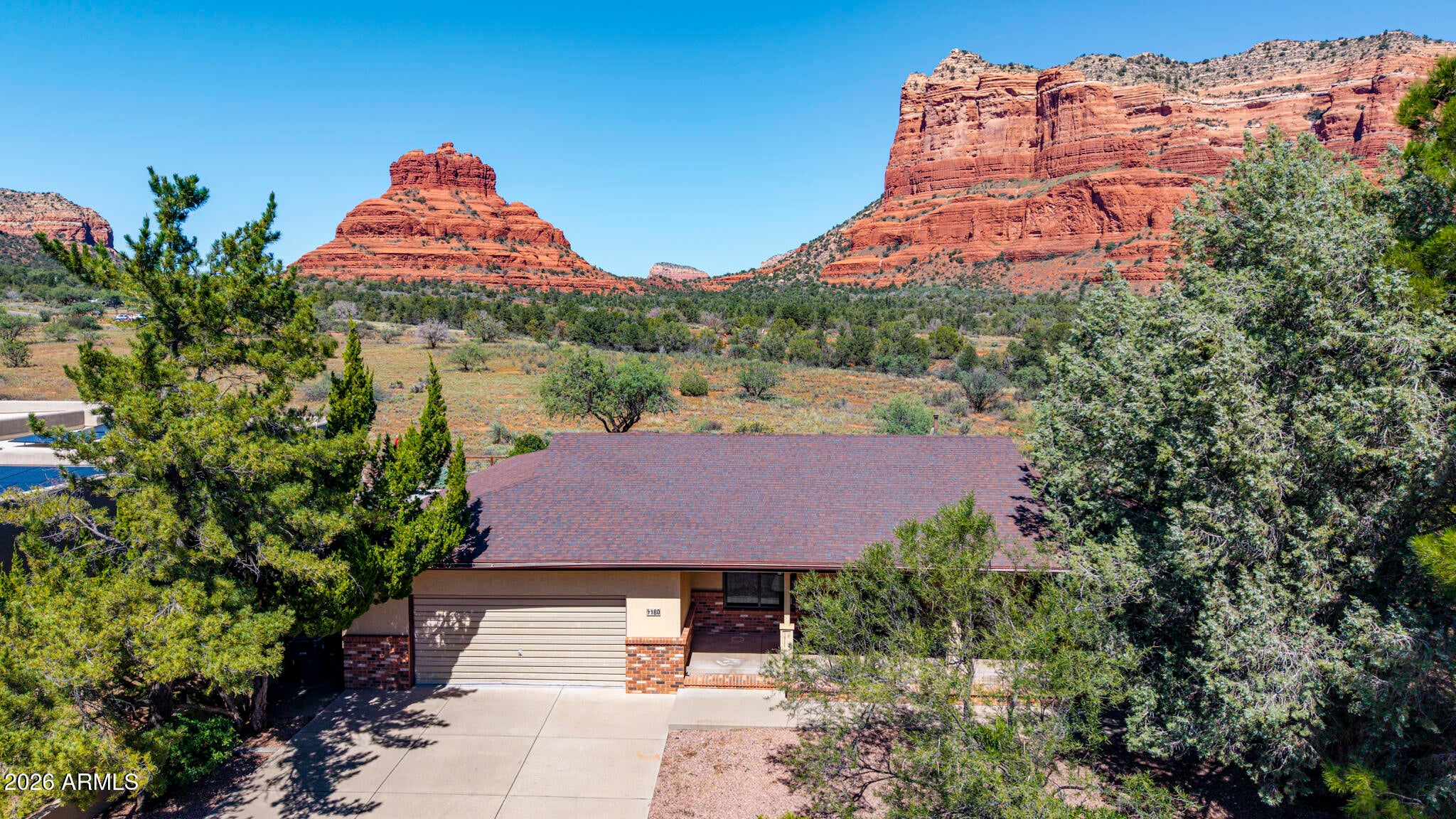 180 ARROWHEAD Drive