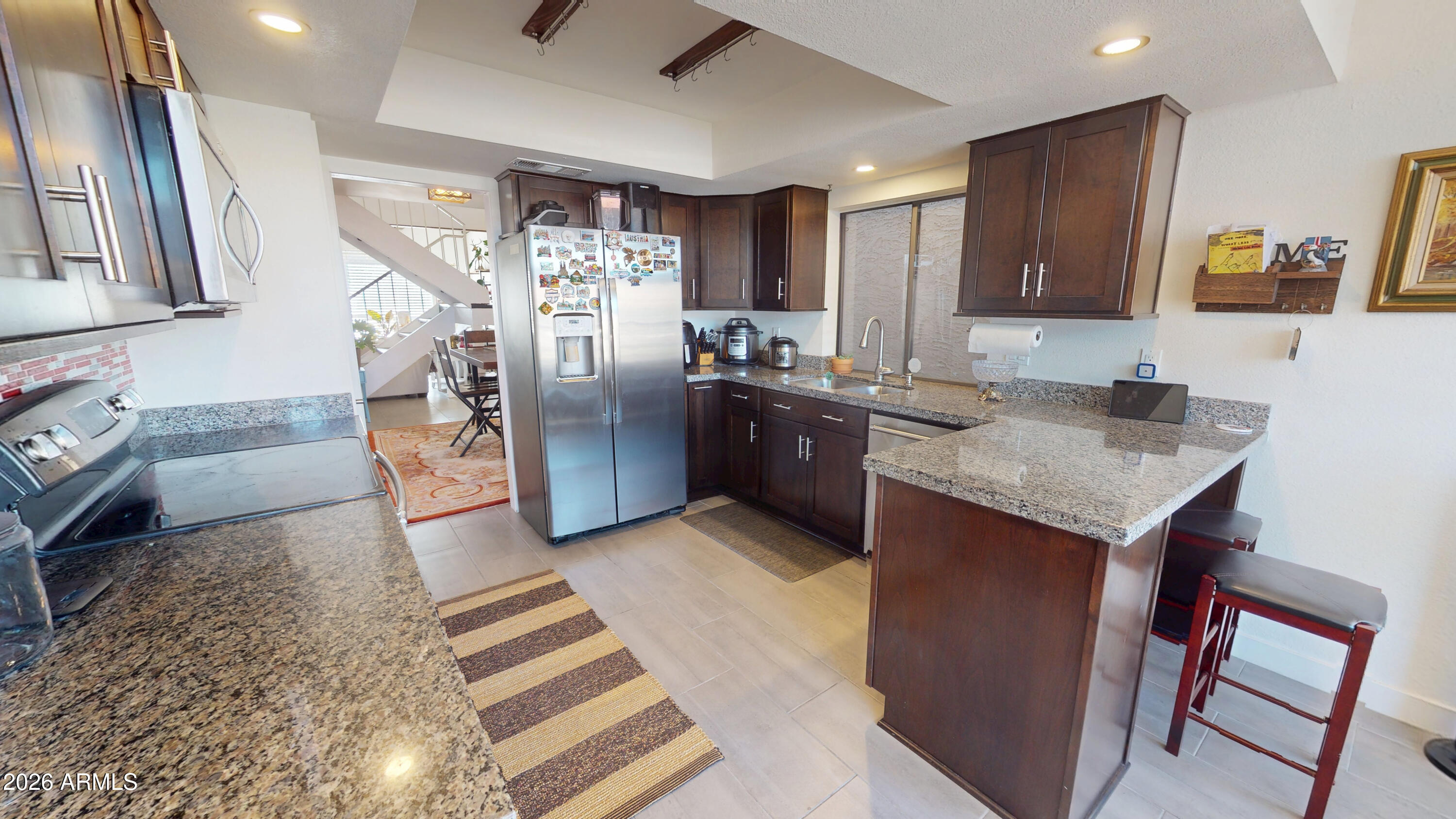 2031 W NOPAL Avenue W