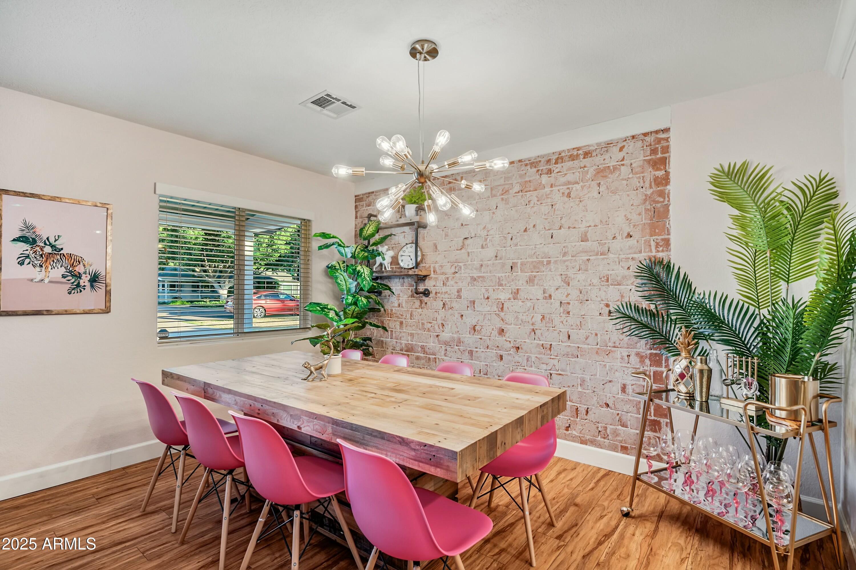 4036 N 40TH Place