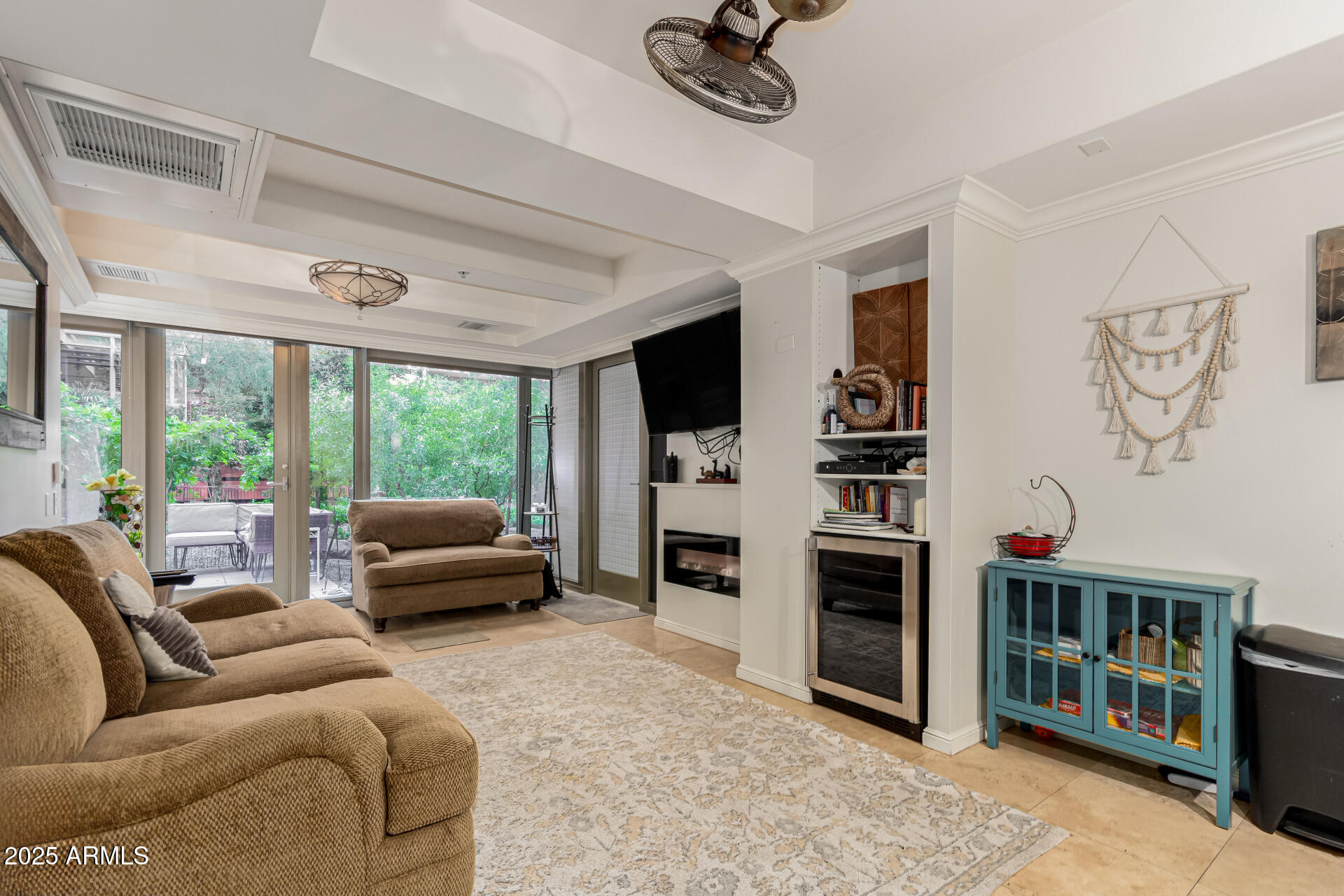 7137 E RANCHO VISTA Drive 1008