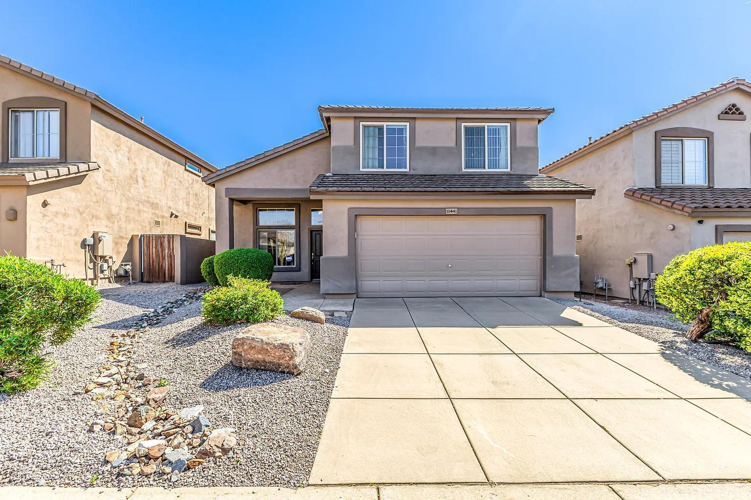 10441 E Hillery Drive