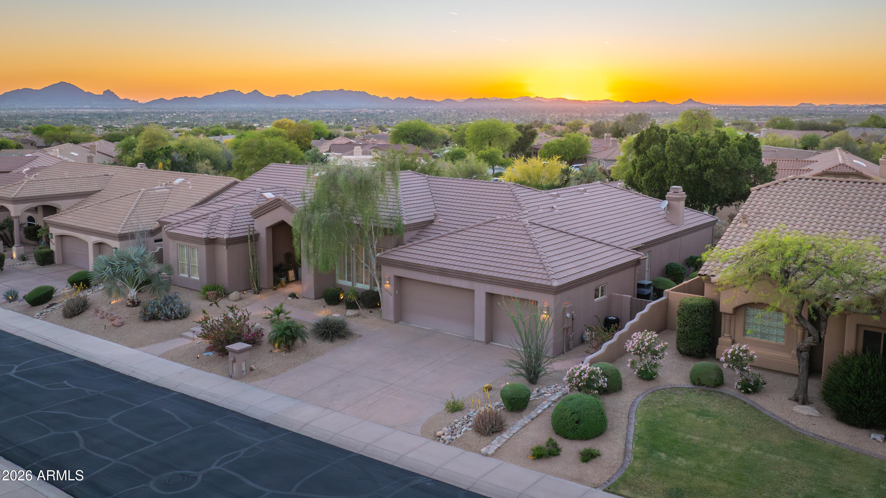 Scottsdale, Arizona, 85259, United States, 5 Bedrooms Bedrooms, ,4 BathroomsBathrooms,Residential,Contingent,2041701