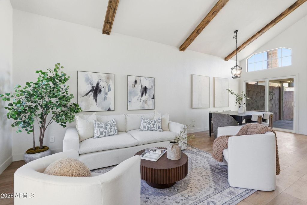 Photo of 926 E Calle Del Norte, Chandler, AZ 85225 (MLS # 6997468)