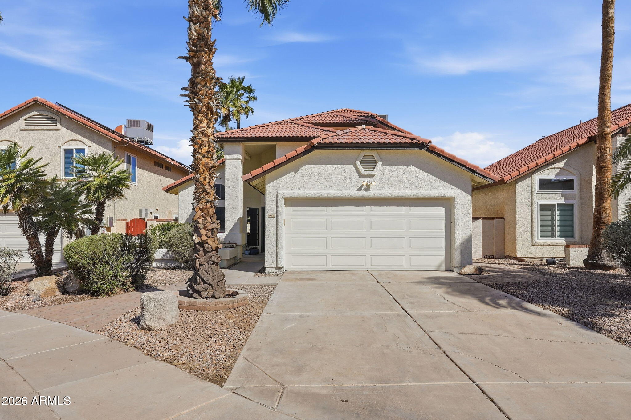 926 E CALLE DEL NORTE --