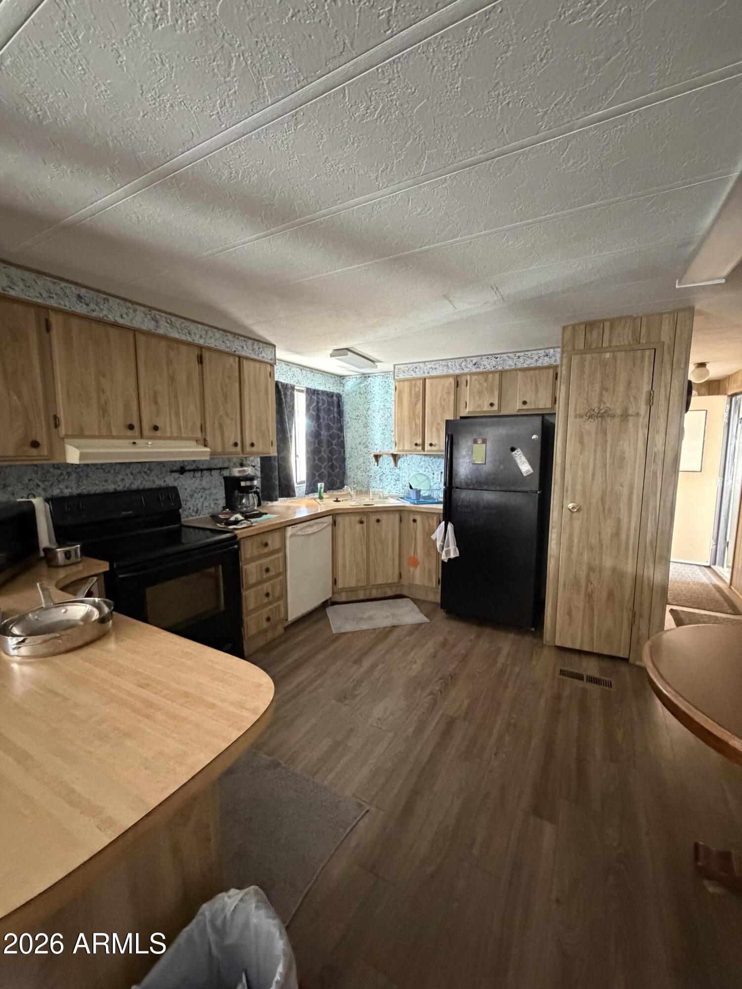 9302 E Broadway Road 155