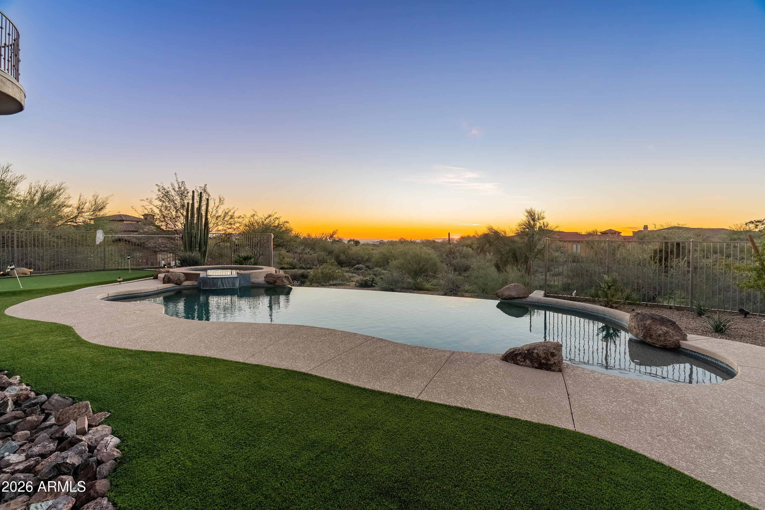 37958 N Boulder View Drive