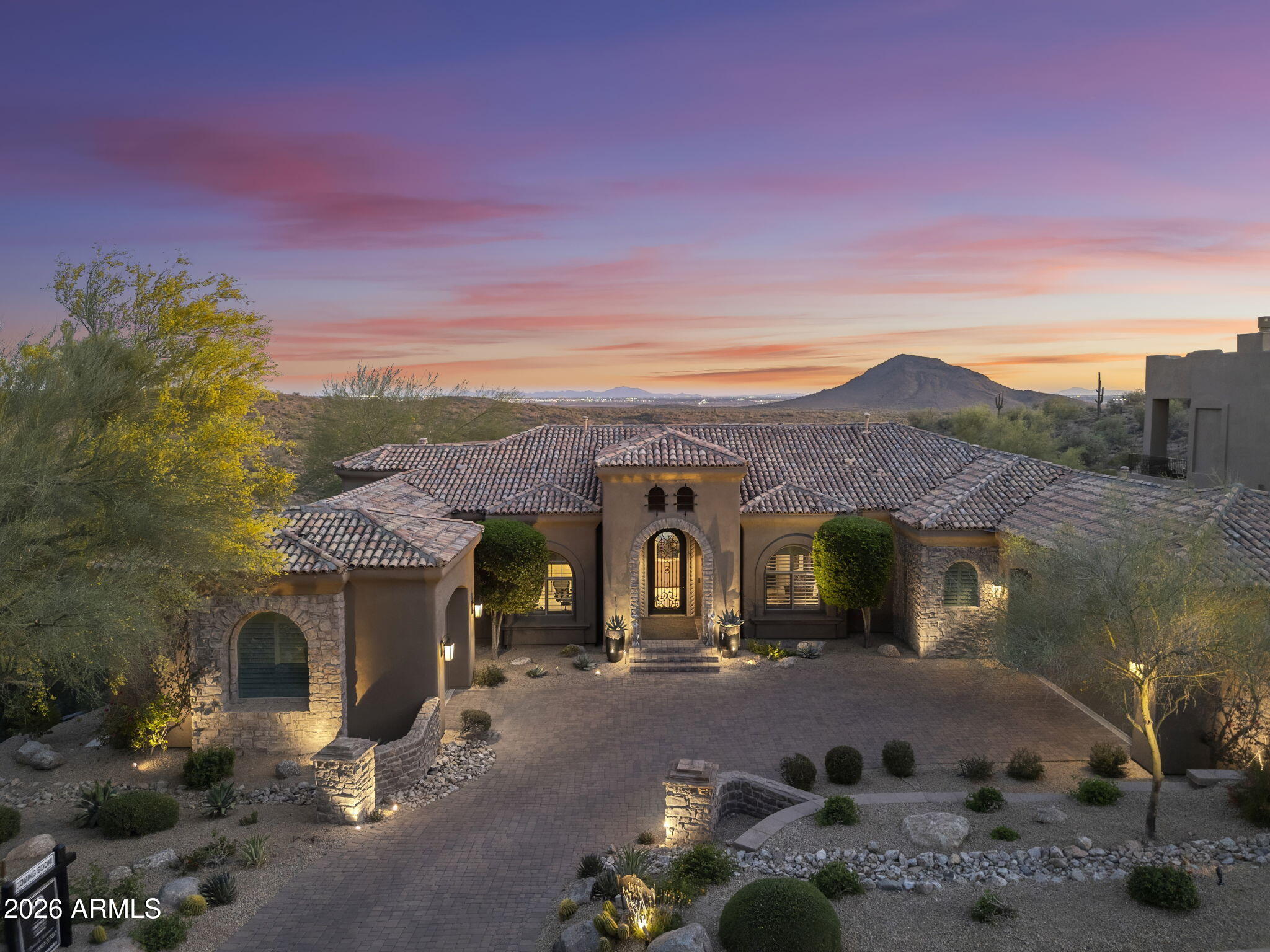 15117 E CAMELVIEW Drive