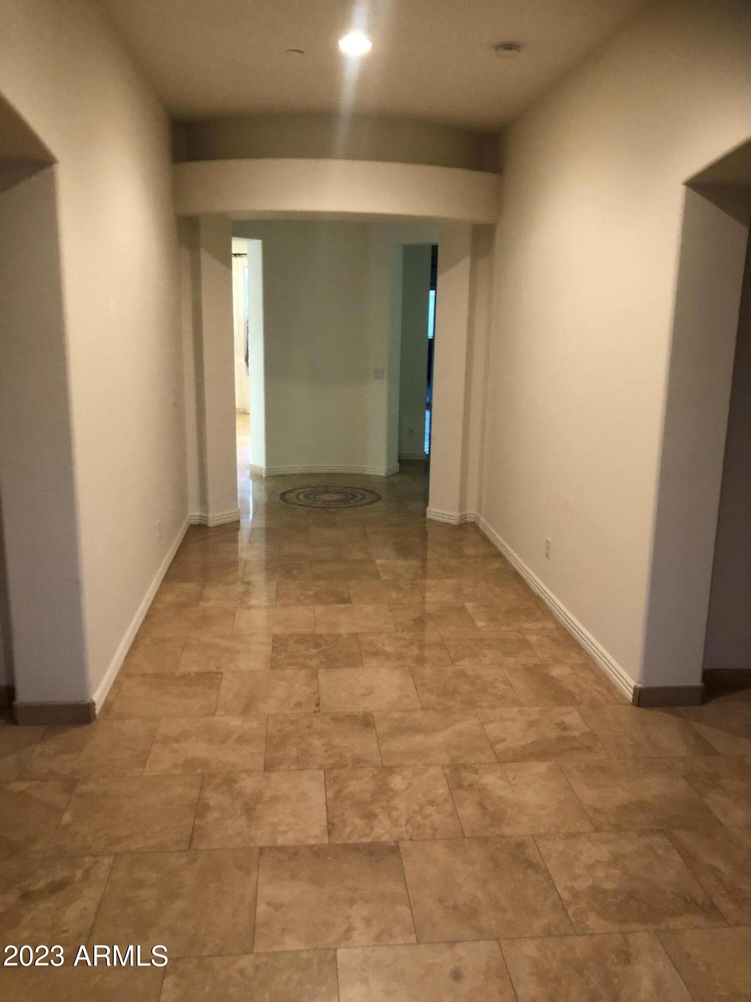 2334 W Fetlock Trail