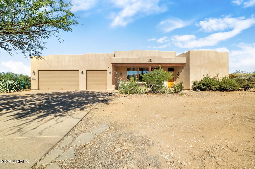 Photo of 44811 N 12th Street, New River, AZ 85087 (MLS # 6950220)