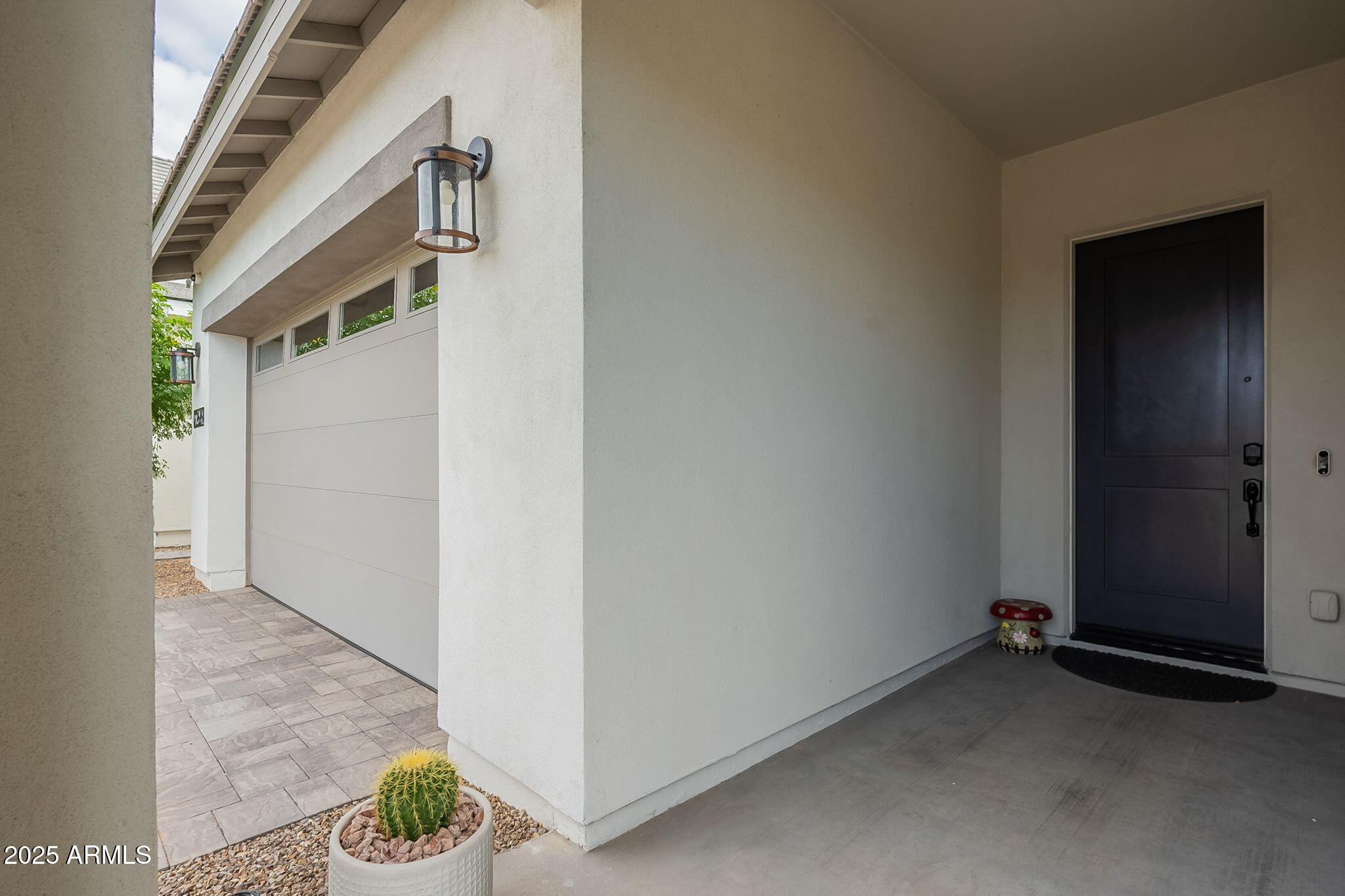 22689 E BONANZA Way