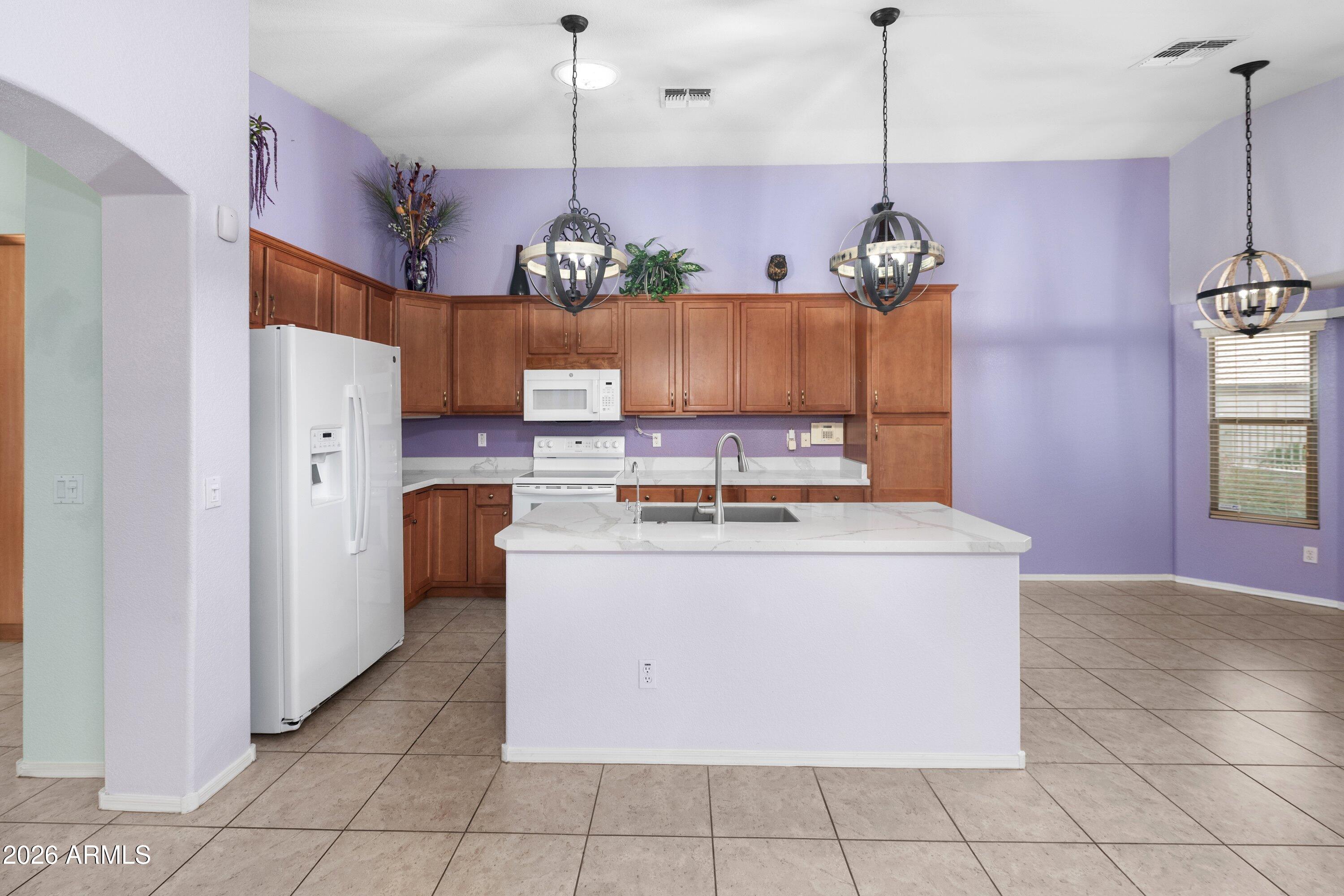 2101 S MERIDIAN Road 387