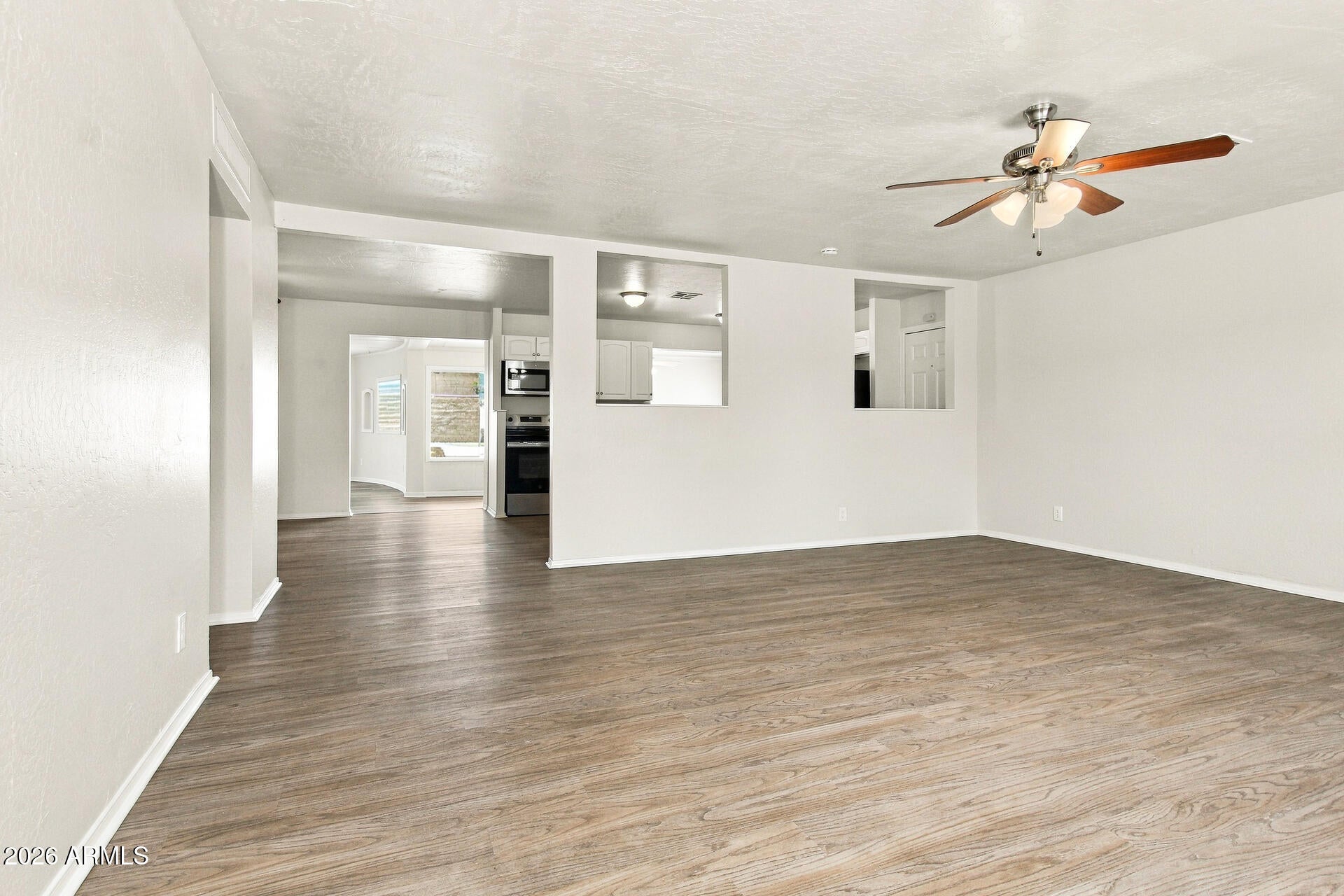 1406 W ANDERSON Drive