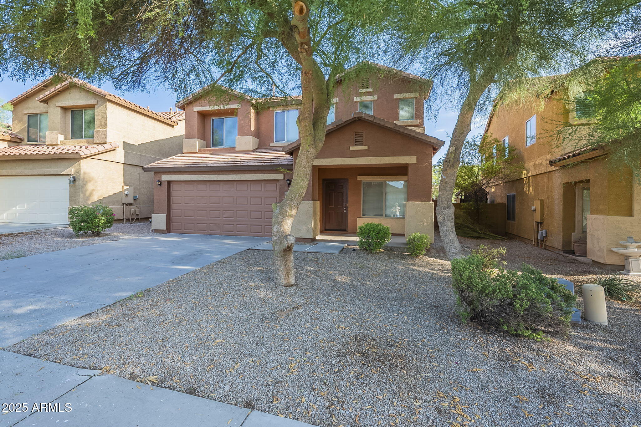 2936 W GOLD DUST Avenue