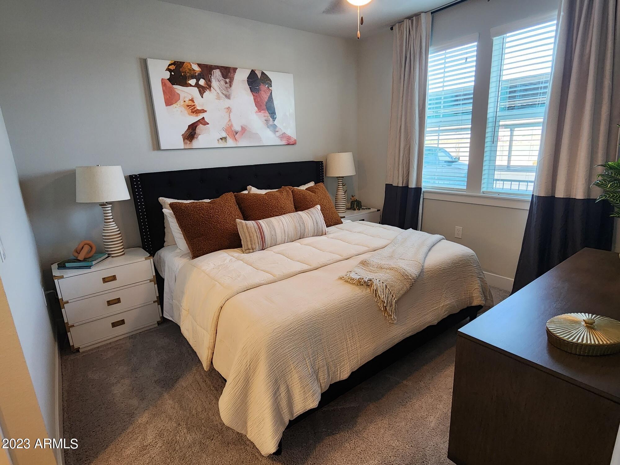 7460 N Zanjero Boulevard B1