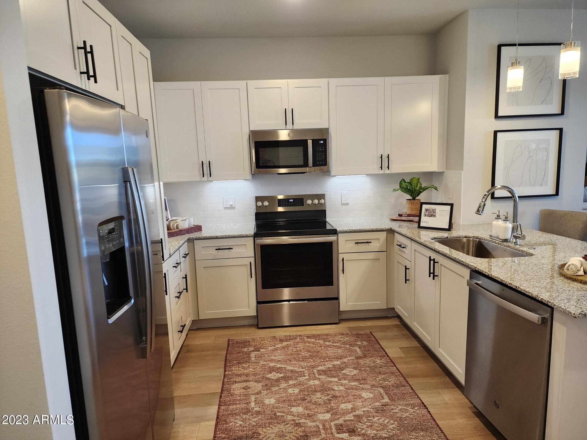 7460 N Zanjero Boulevard B1