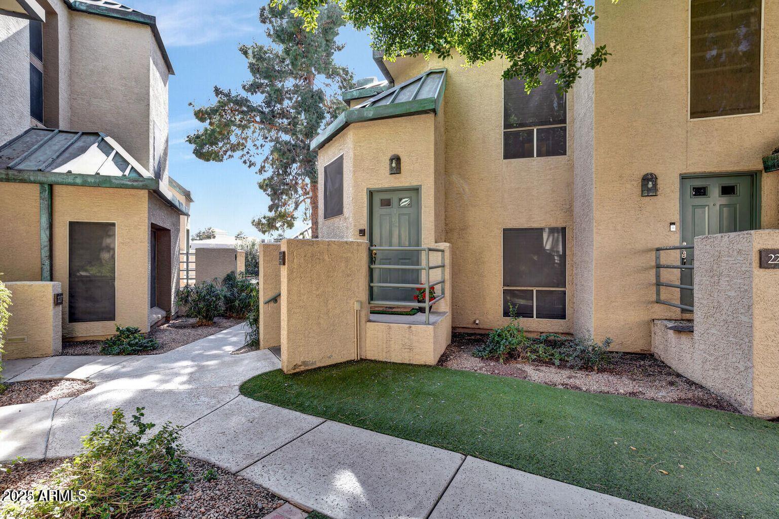 101 N 7TH Street 225