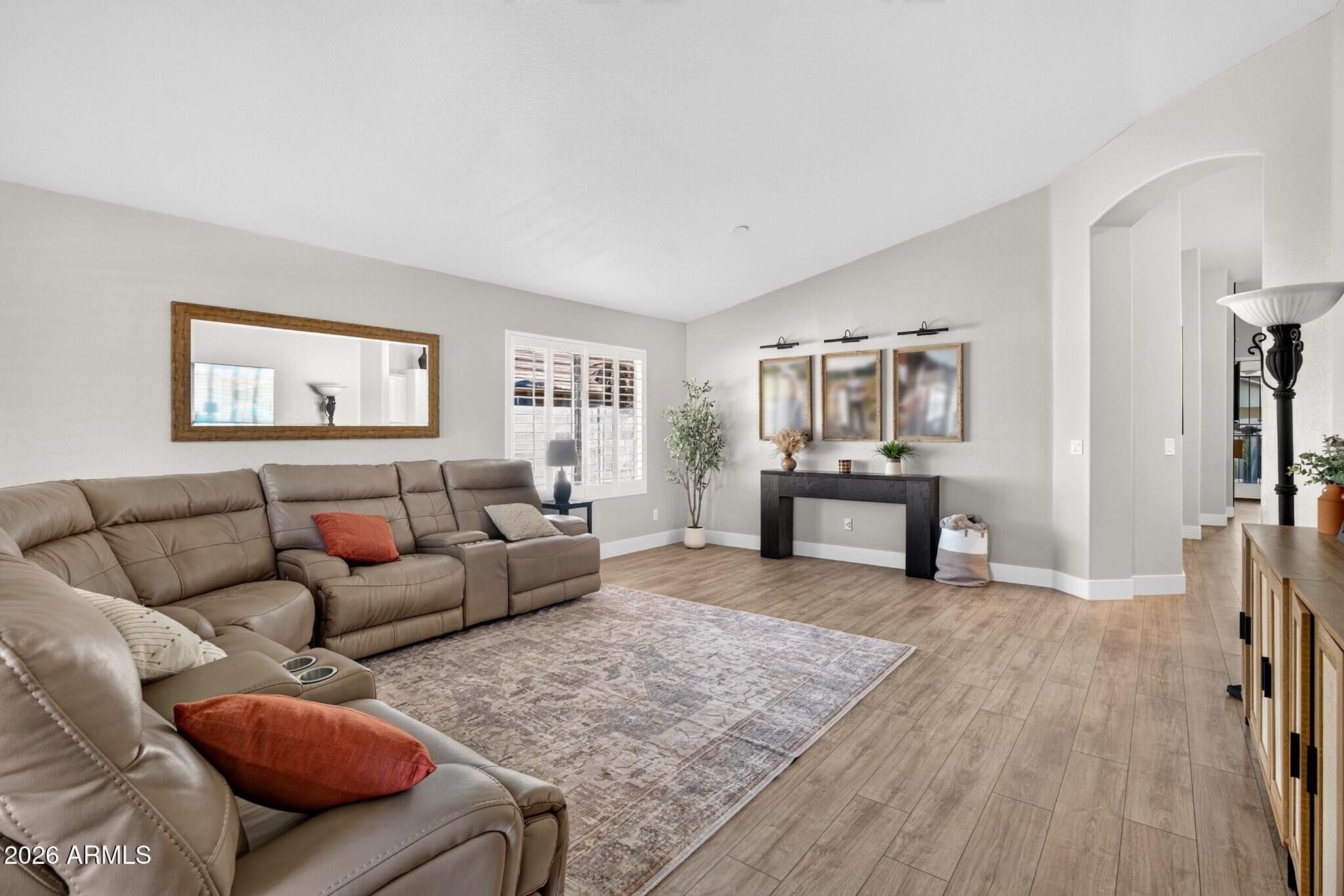 1278 E ELI Court