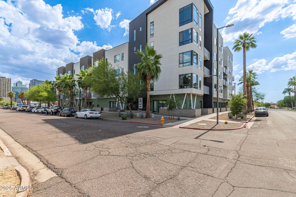 Photo of 1130 N 2 Street #306, Phoenix, AZ 85004 (MLS # 6881135)
