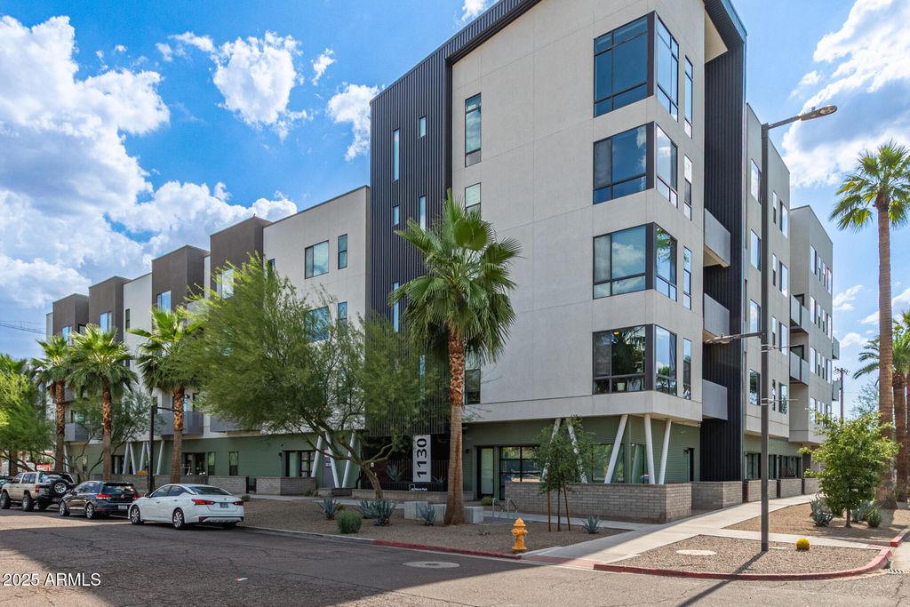 Photo of 1130 N 2 Street #306, Phoenix, AZ 85004 (MLS # 6881135)