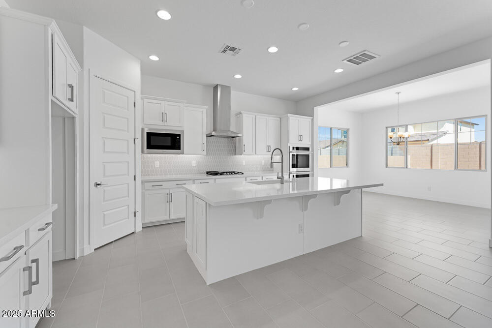 19094 E BROADMOOR Trail