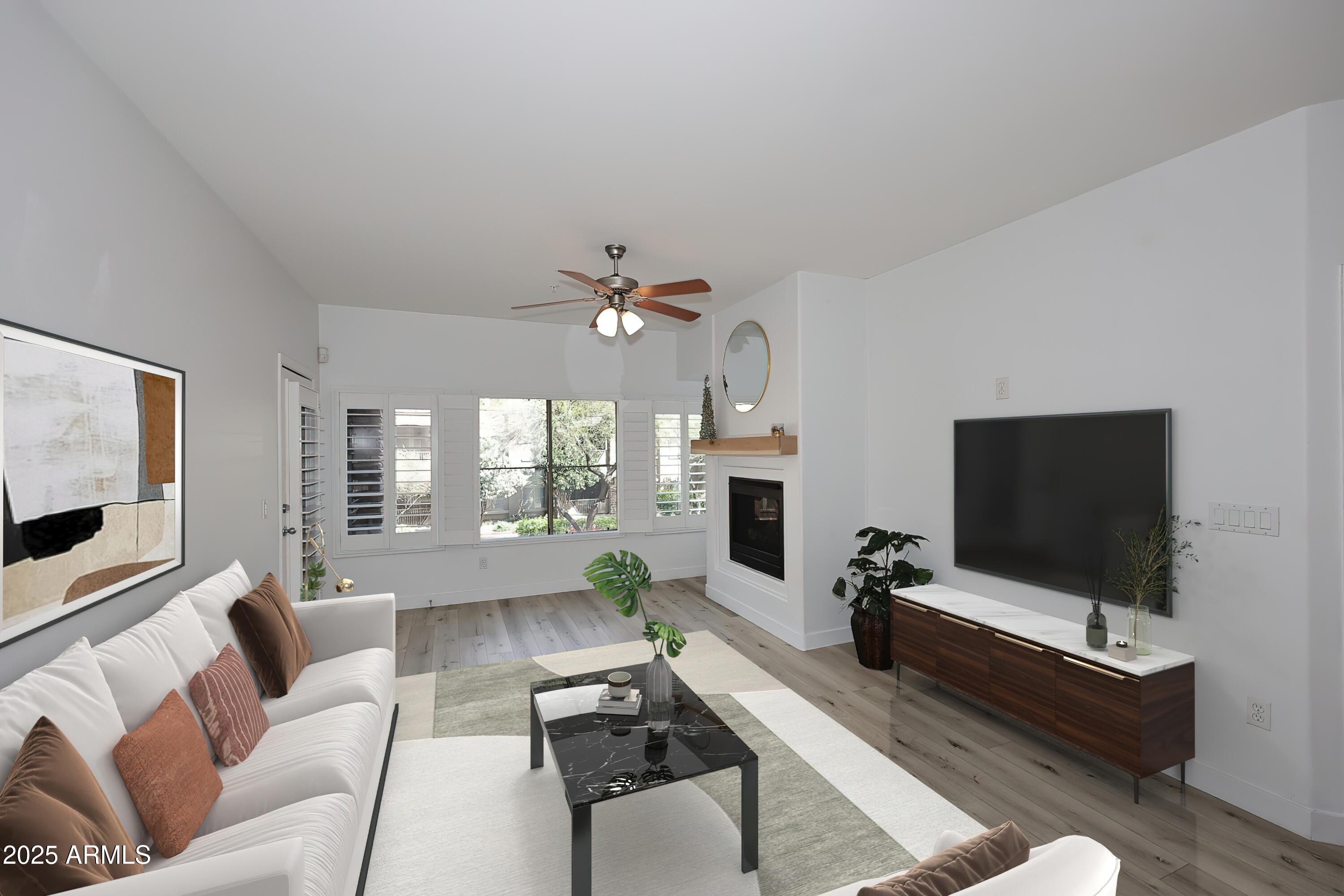 5350 E DEER VALLEY Drive 2435