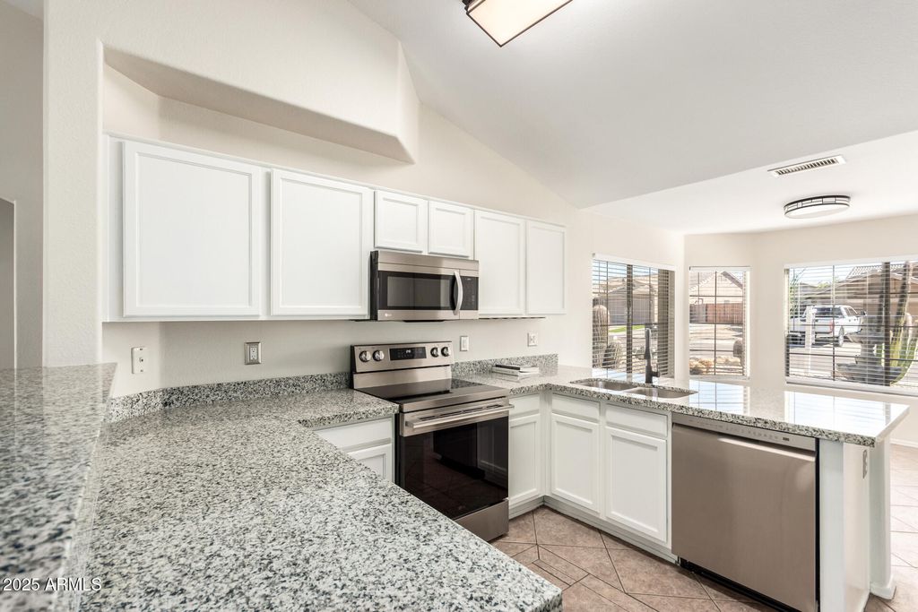 Photo of 6414 W Briles Road, Phoenix, AZ 85083 (MLS # 6935846)