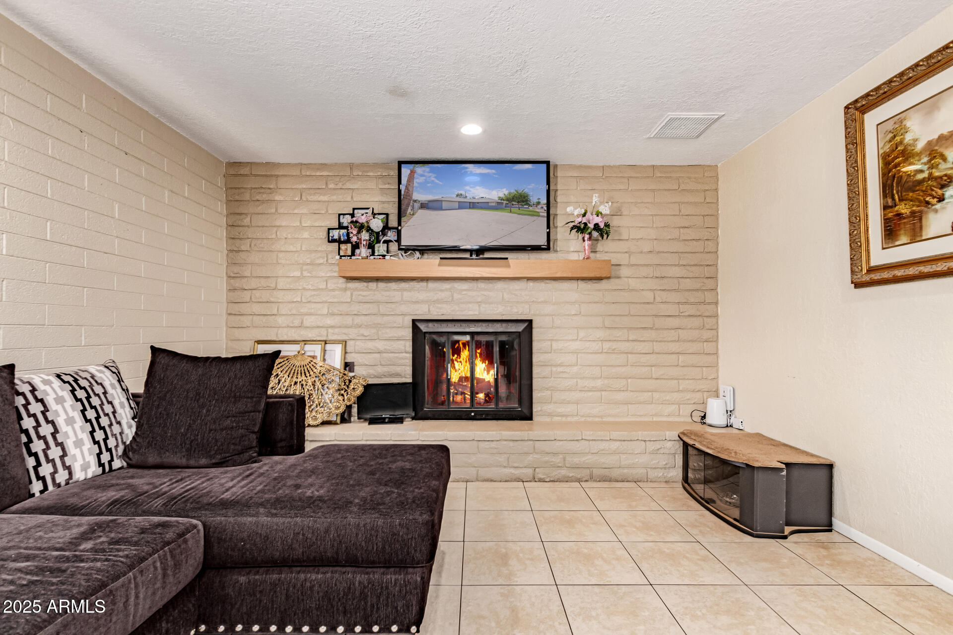 6217 W FAIRMOUNT Avenue