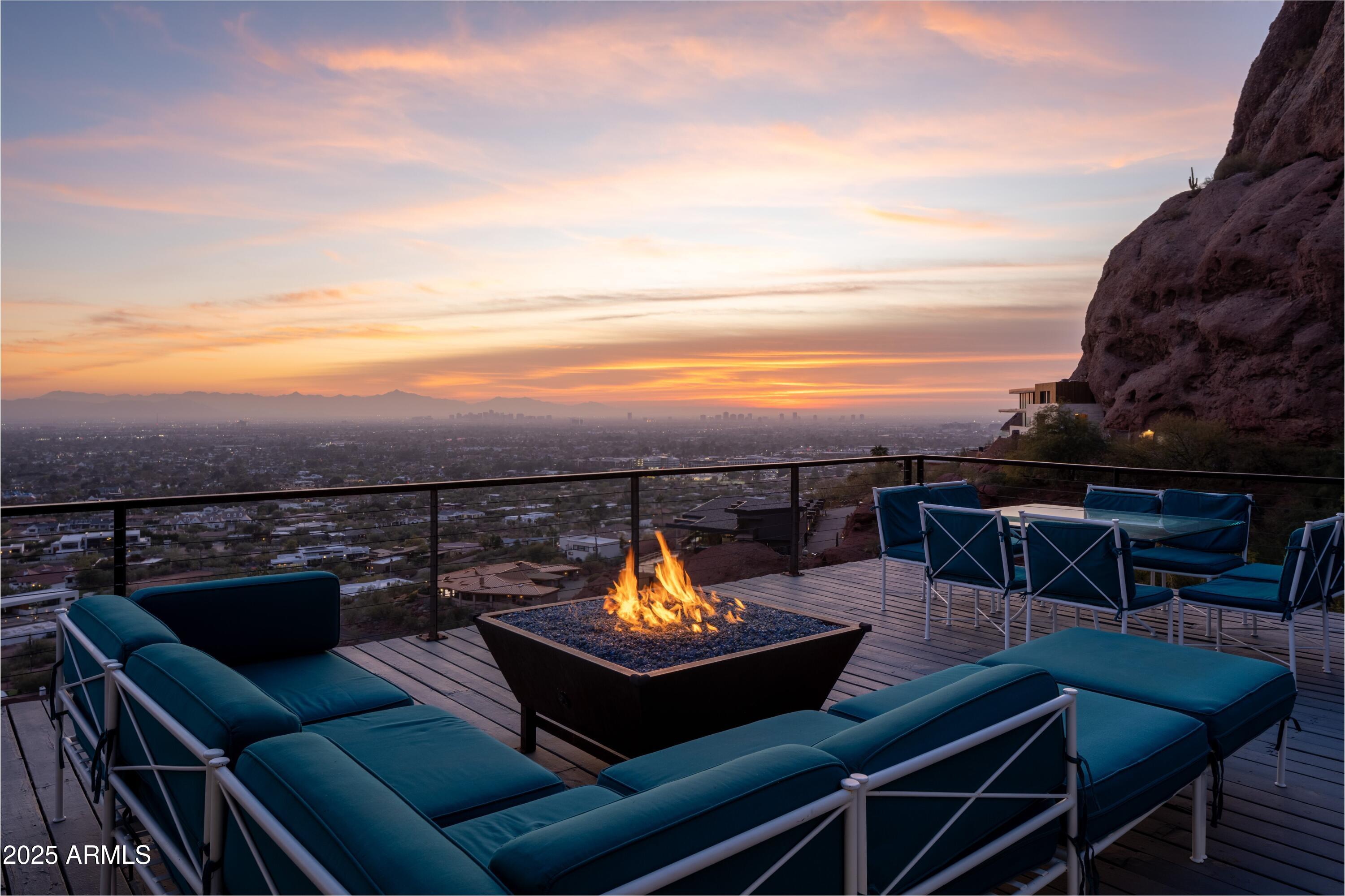 4959 E RED ROCK Drive