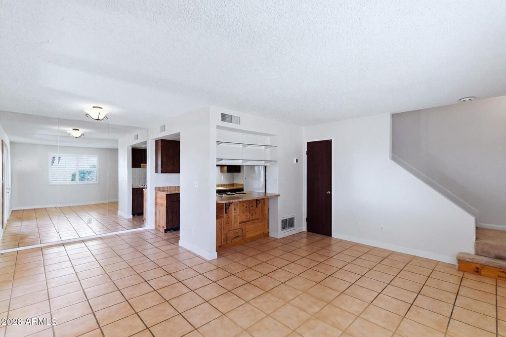 Photo of 10208 N 8th Place #B, Phoenix, AZ 85020 (MLS # 7031894)