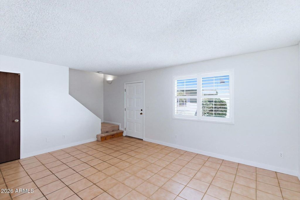 Photo of 10208 N 8th Place #B, Phoenix, AZ 85020 (MLS # 7031894)