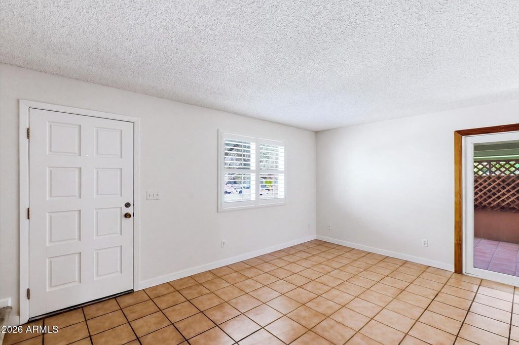 Photo of 10208 N 8th Place #B, Phoenix, AZ 85020 (MLS # 7031894)
