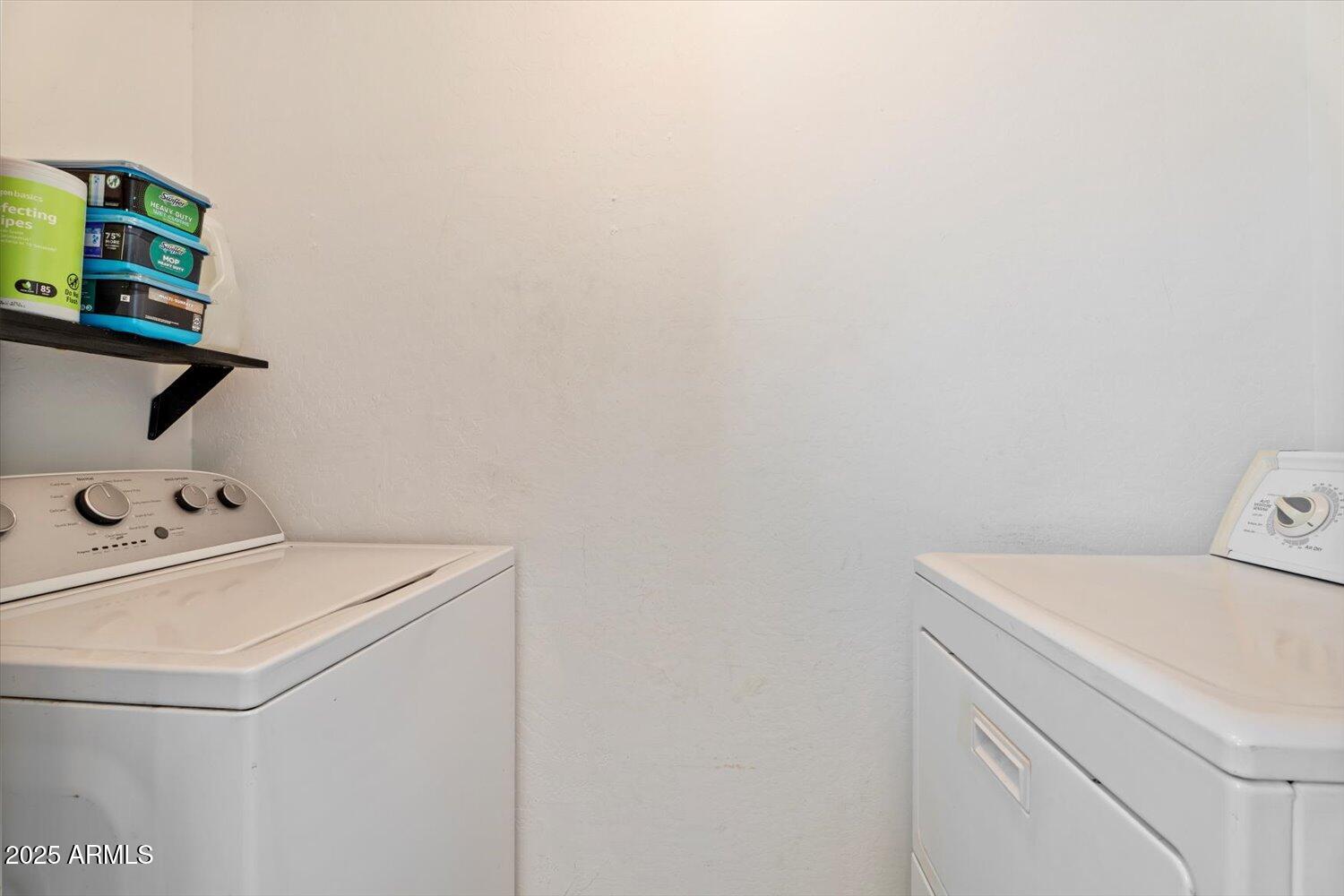 Phoenix, Arizona 85019, United States, 3 Bedrooms Bedrooms, ,2 BathroomsBathrooms,Residential,Active,166599