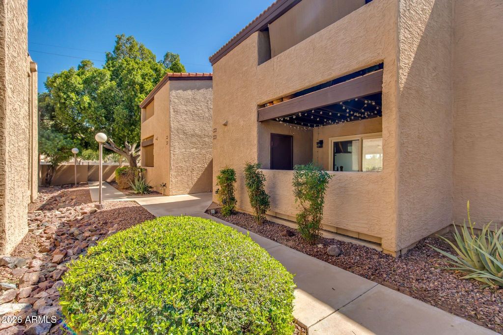 Photo of 5146 E Oak Street #102, Phoenix, AZ 85008 (MLS # 6998785)