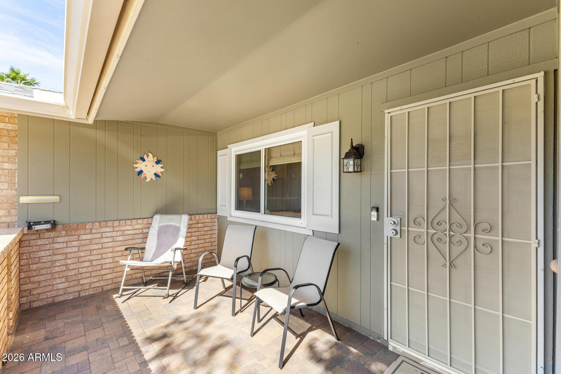 10212 W ROYAL OAK Road