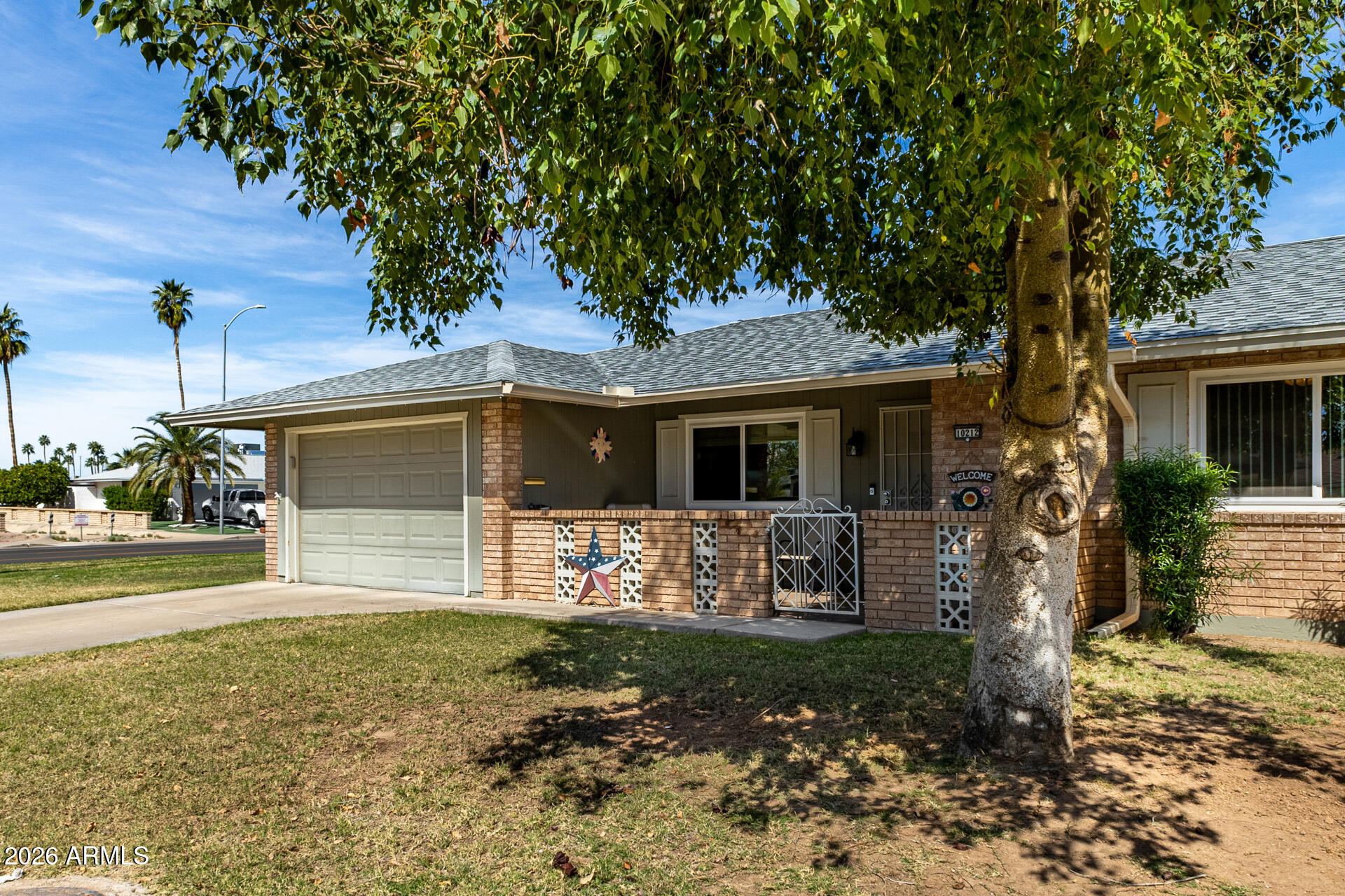 10212 W ROYAL OAK Road