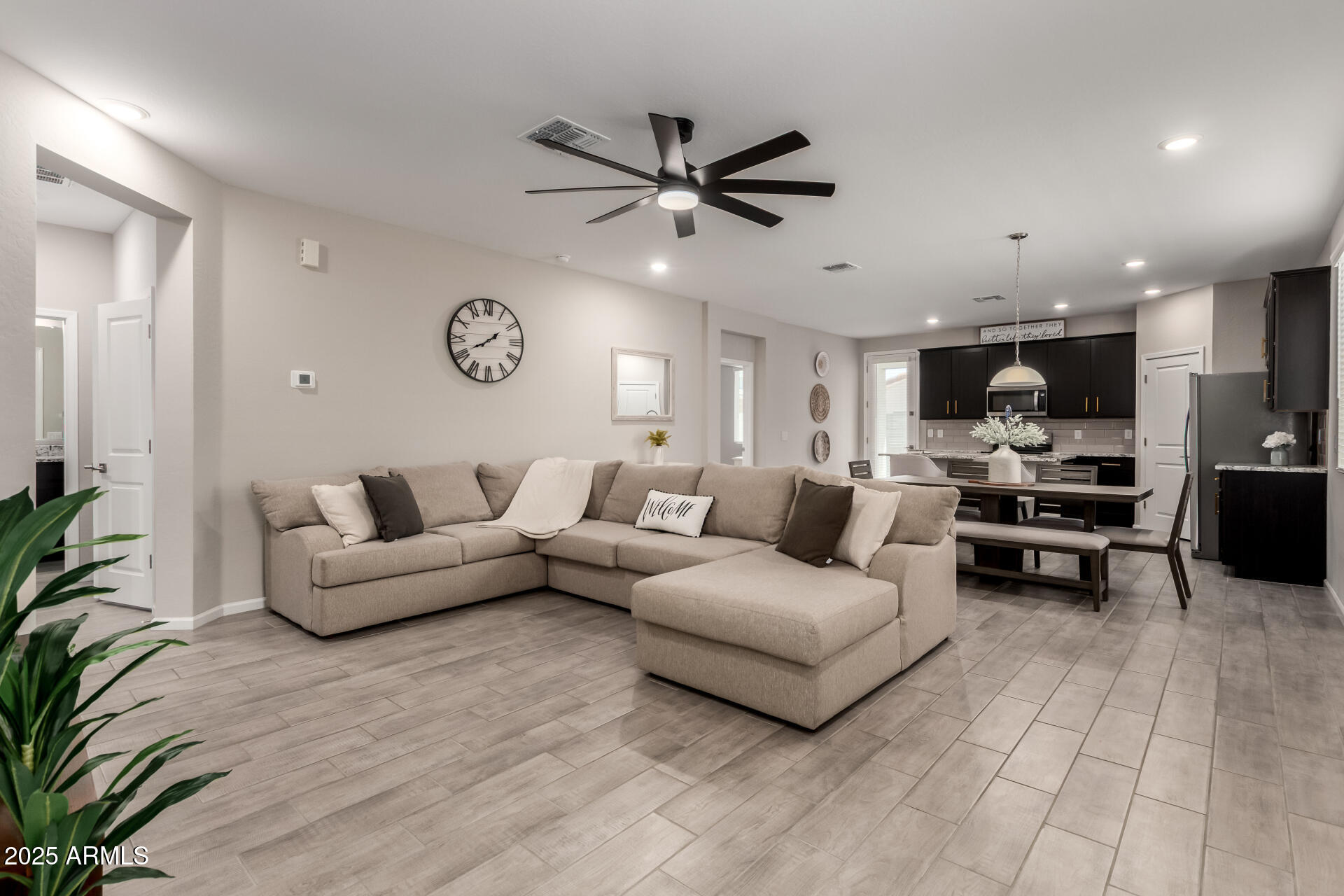 17437 W VIA DE LUNA Drive