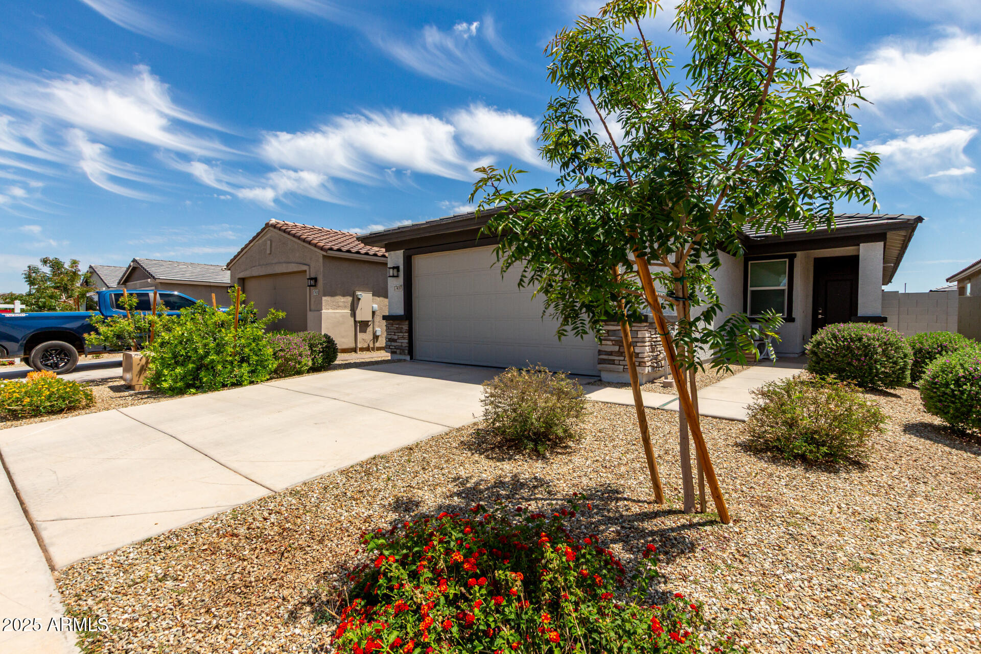 17437 W VIA DE LUNA Drive