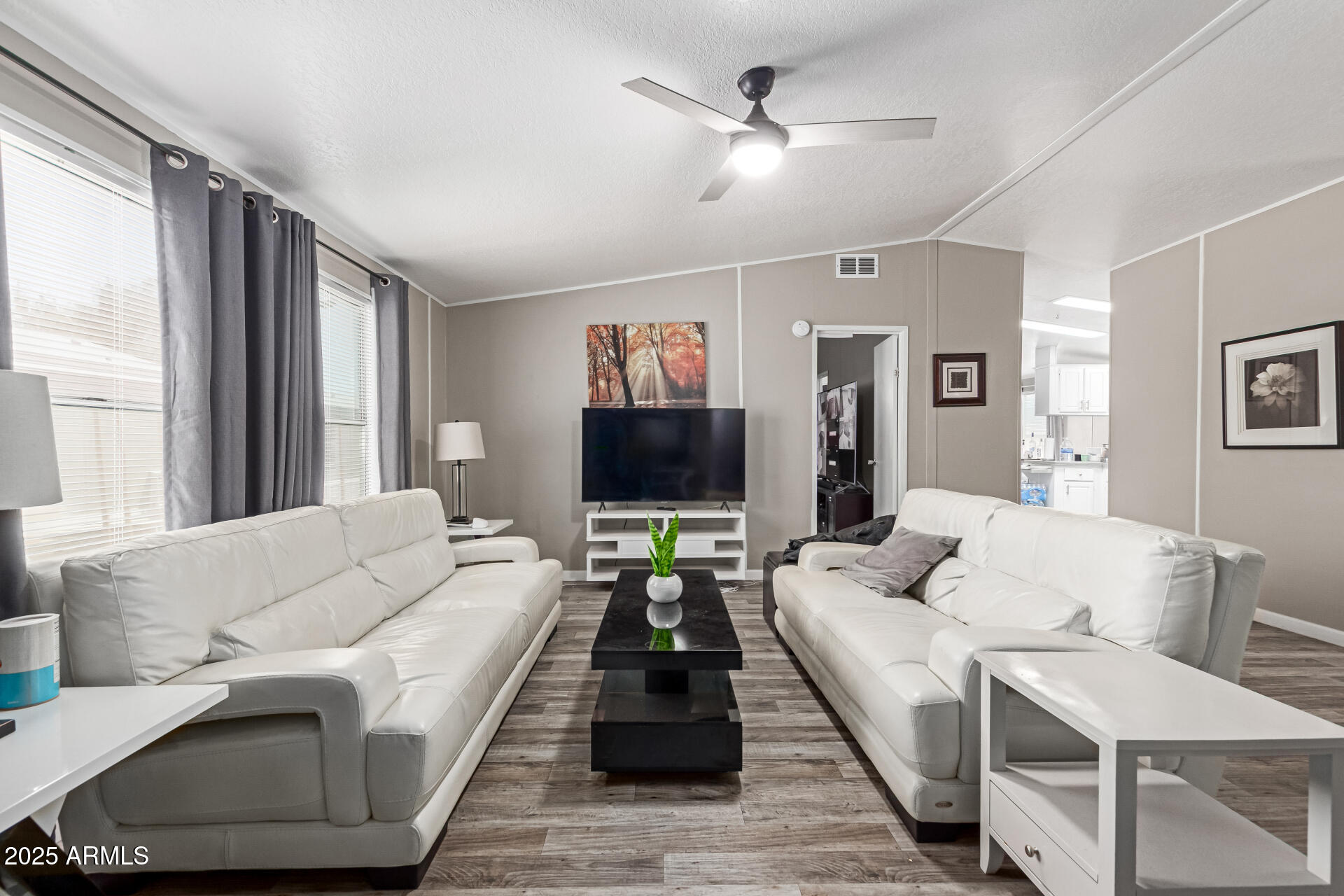 12721 W GREENWAY Road 218