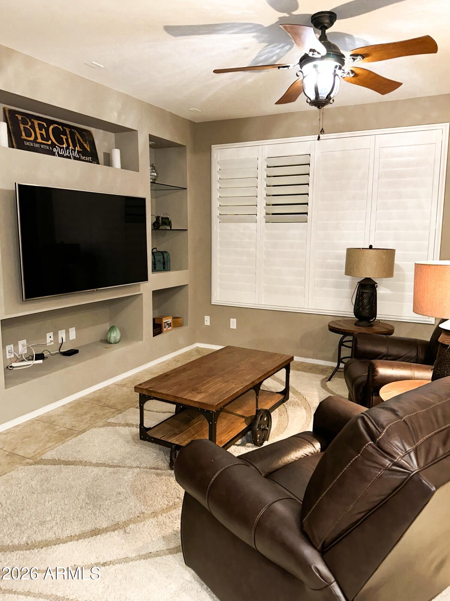 4396 N POTOMAC Drive