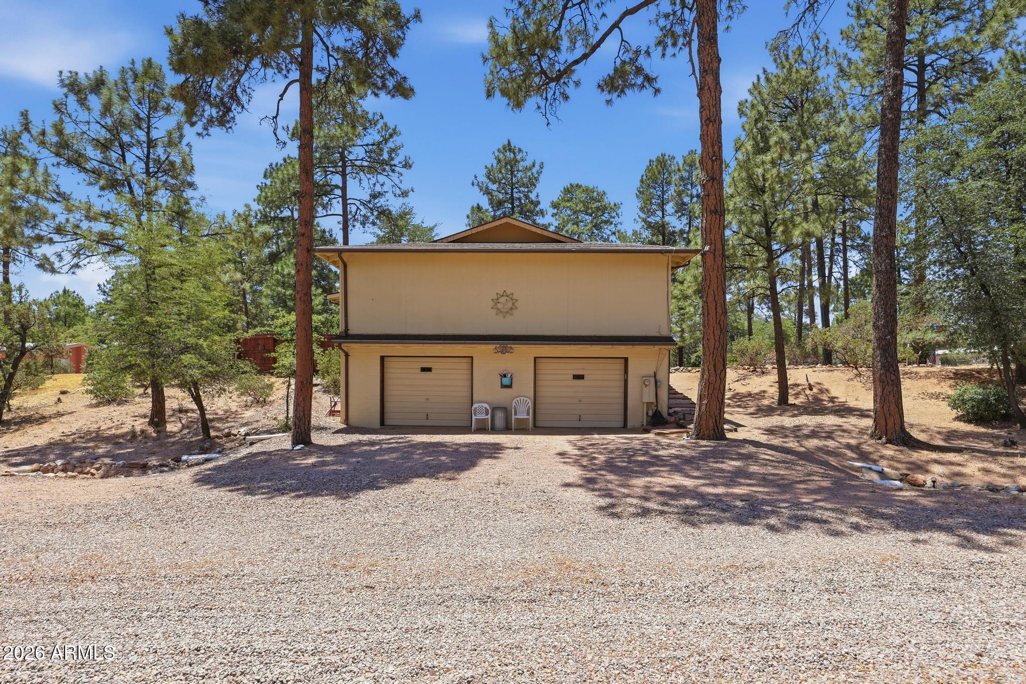 703 E PARK Drive